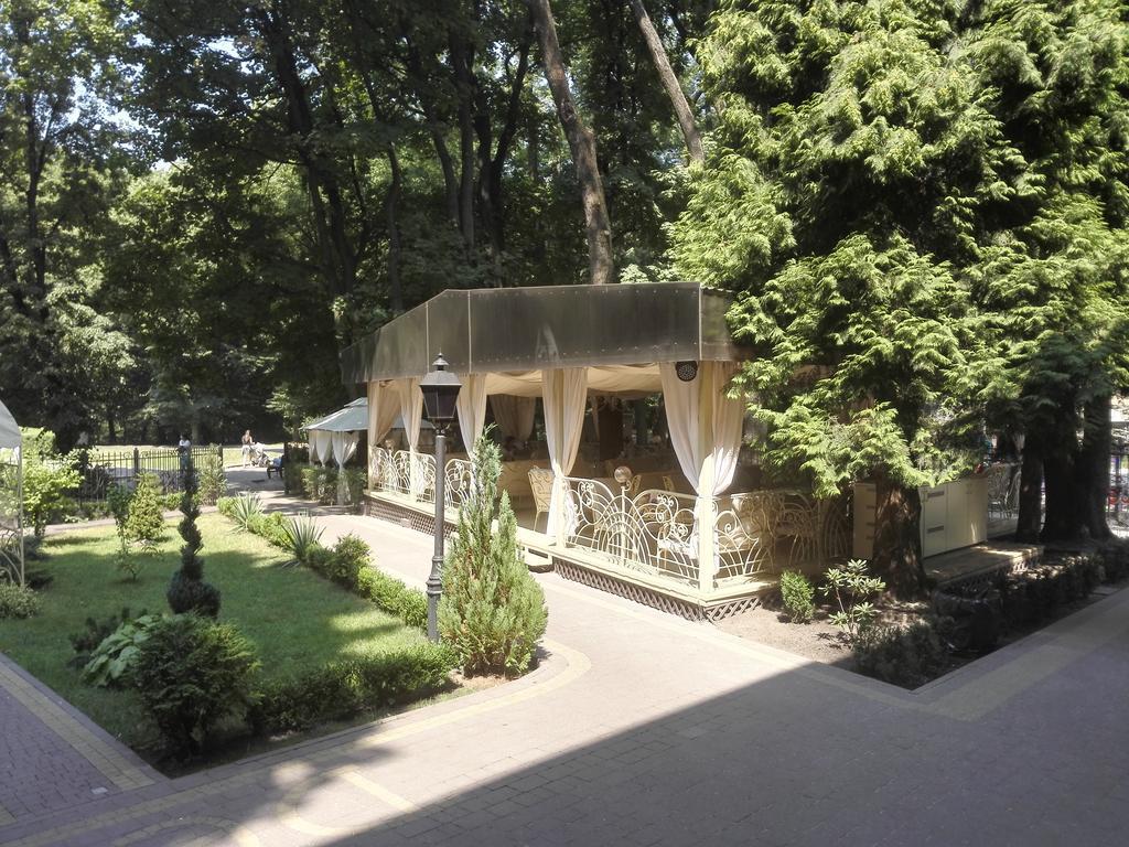 Delice Hotel Lviv Eksteriør billede