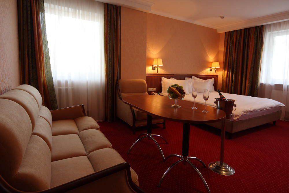 Delice Hotel Lviv Eksteriør billede