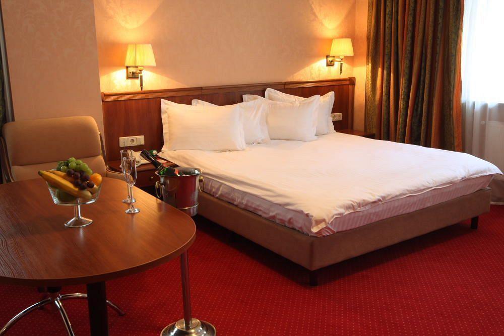Delice Hotel Lviv Værelse billede