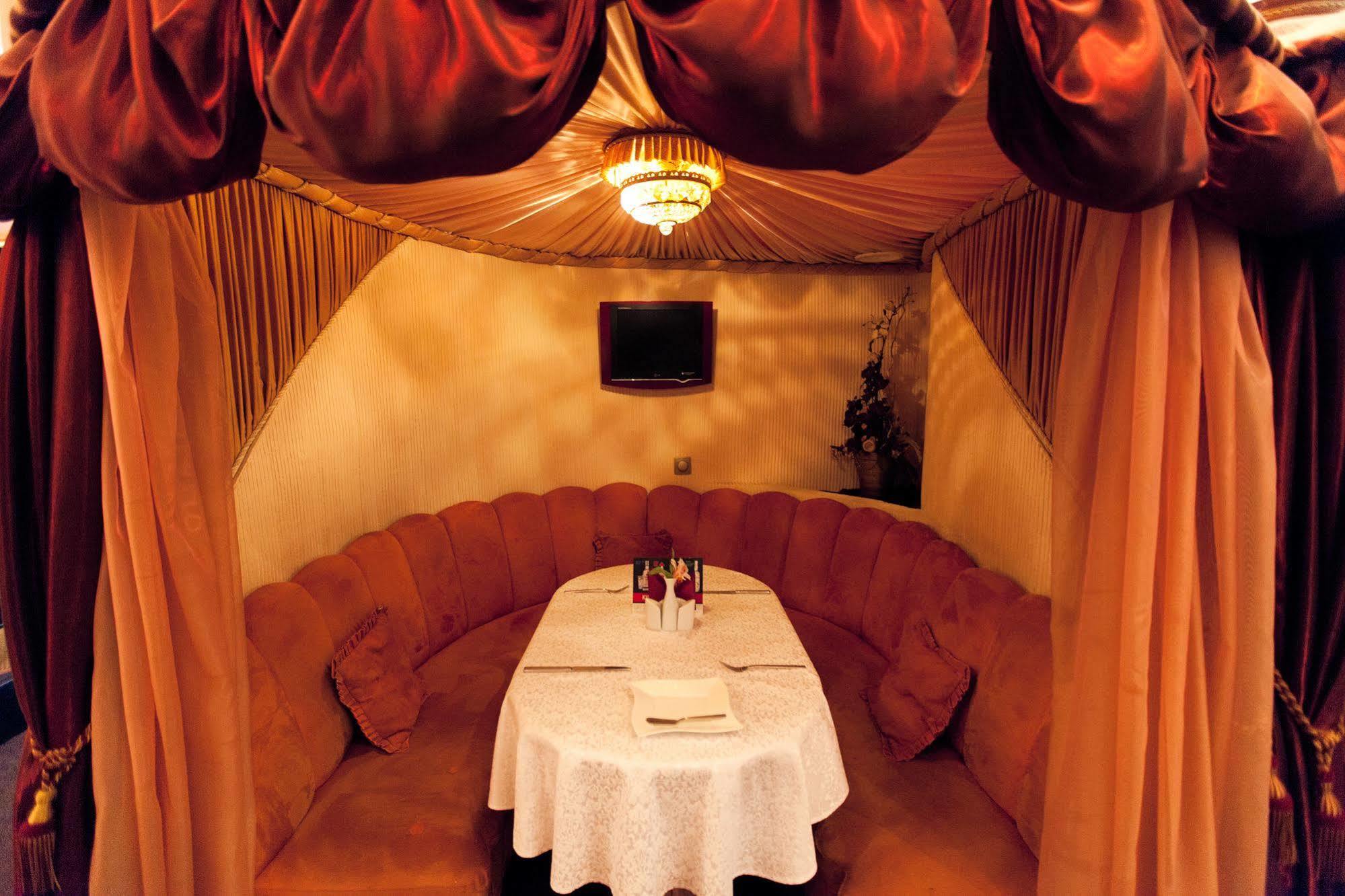 Delice Hotel Lviv Eksteriør billede