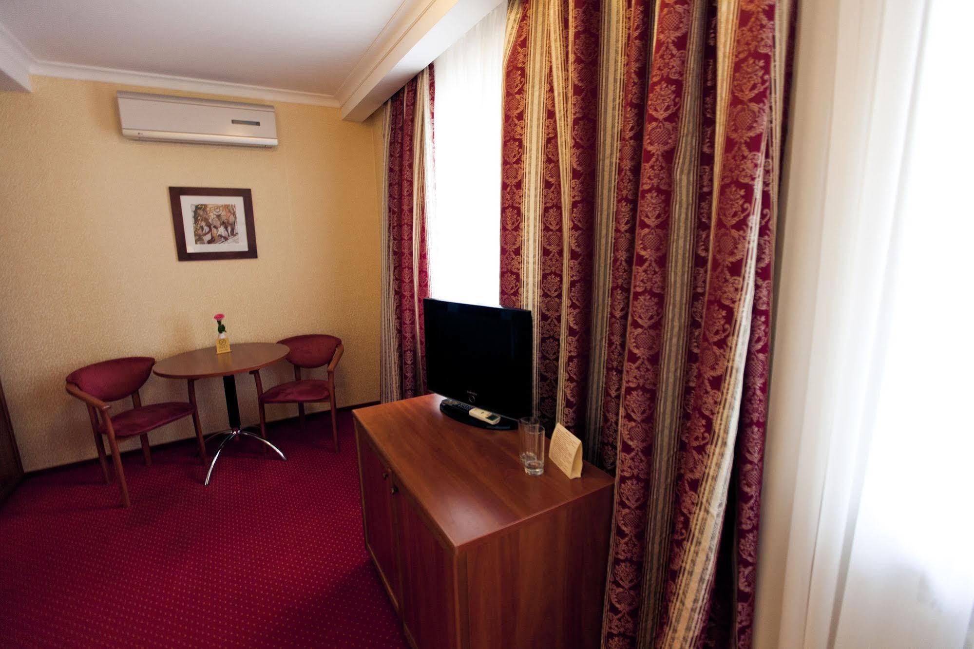 Delice Hotel Lviv Eksteriør billede