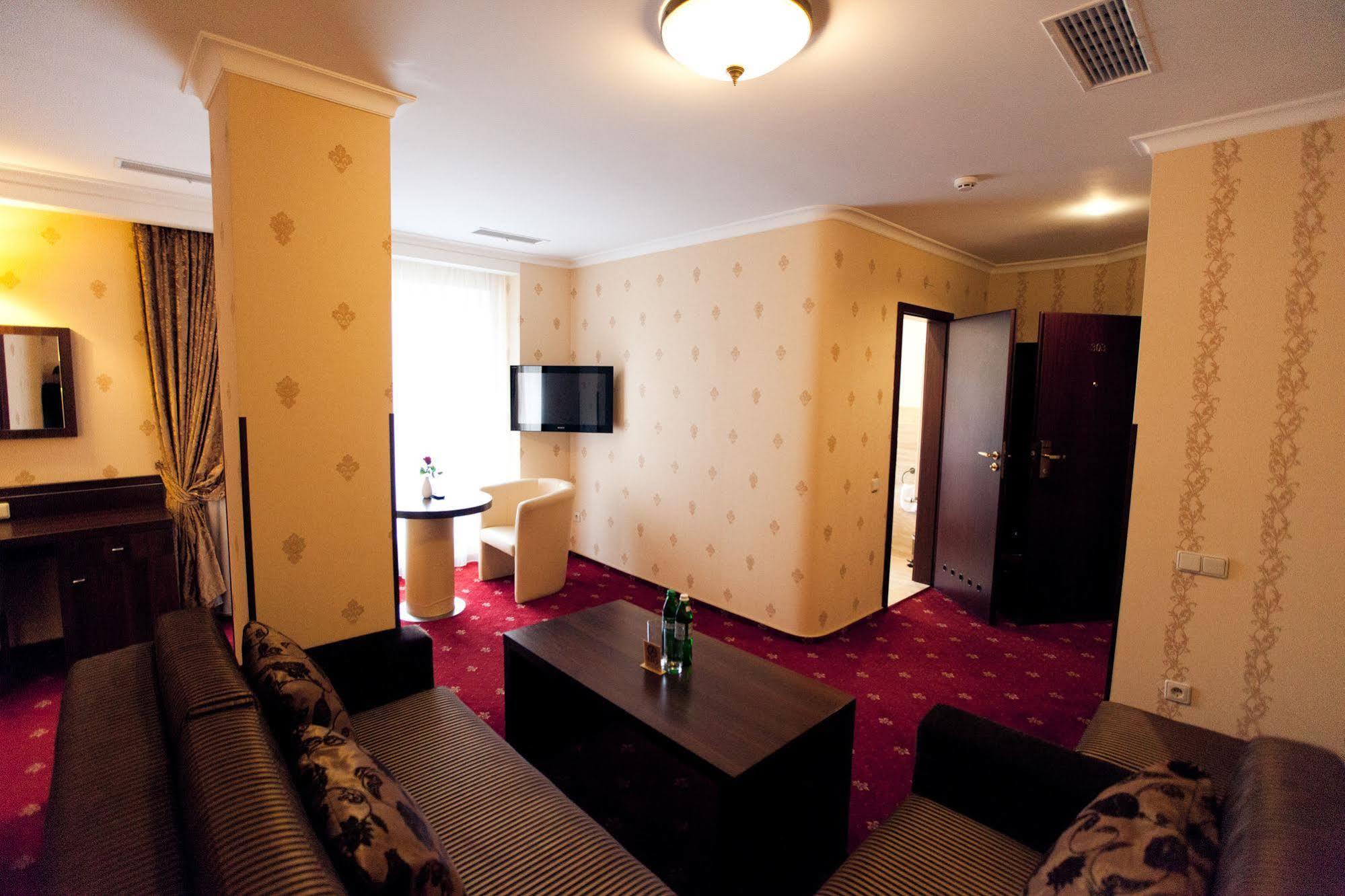 Delice Hotel Lviv Eksteriør billede