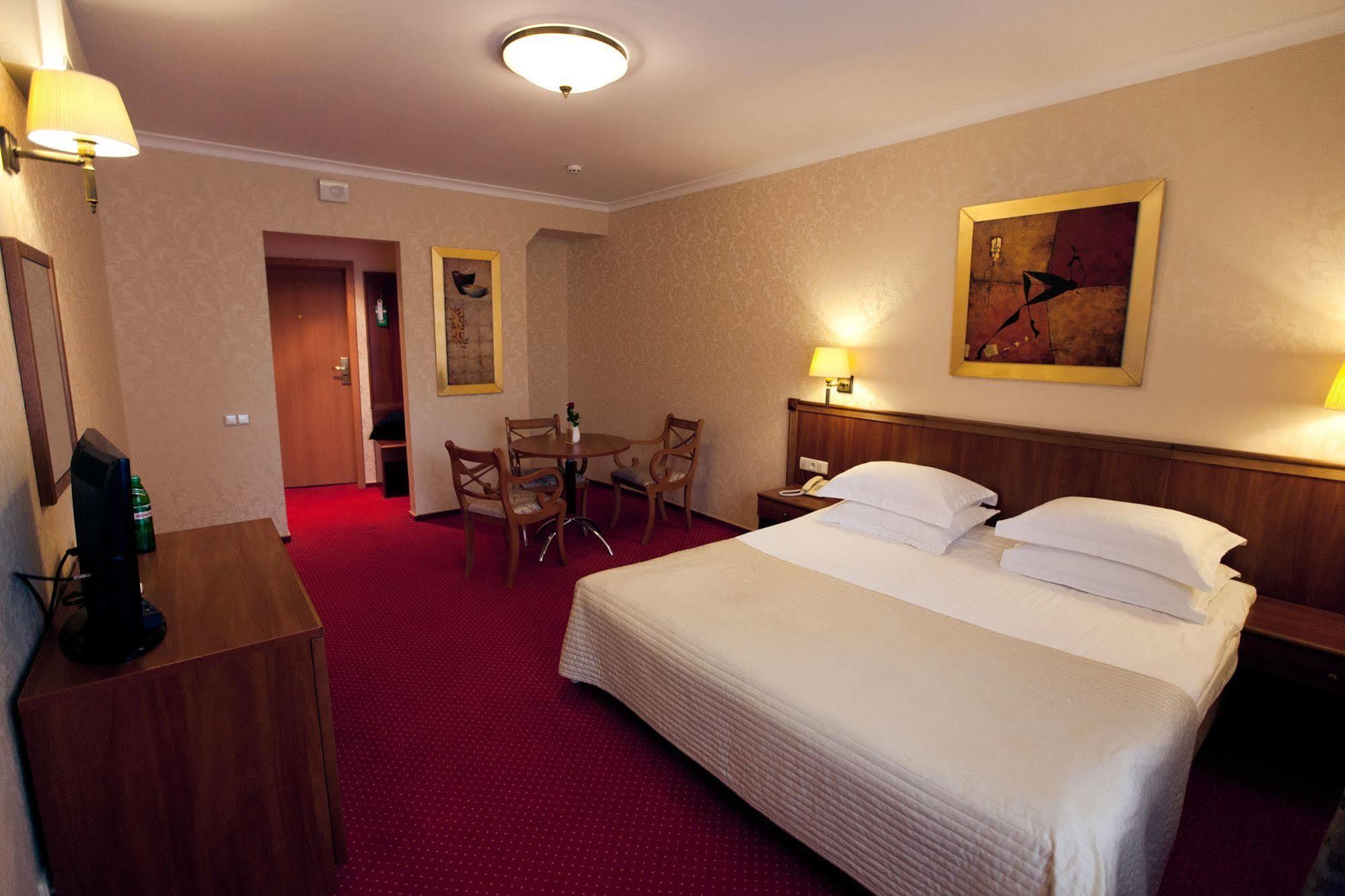 Delice Hotel Lviv Eksteriør billede