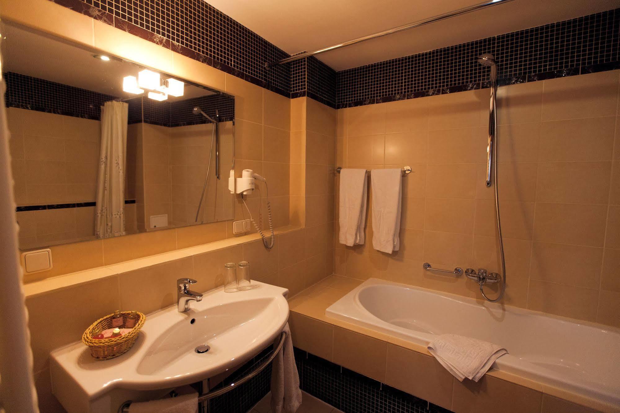 Delice Hotel Lviv Eksteriør billede